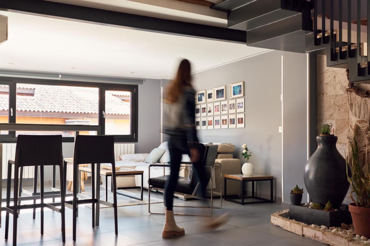 Apartamentos One Teruel Exteriör bild